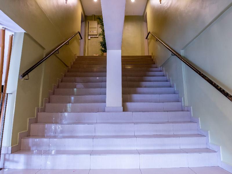 Oyo 434 Marbella Hotel Johor Bahru Exterior photo
