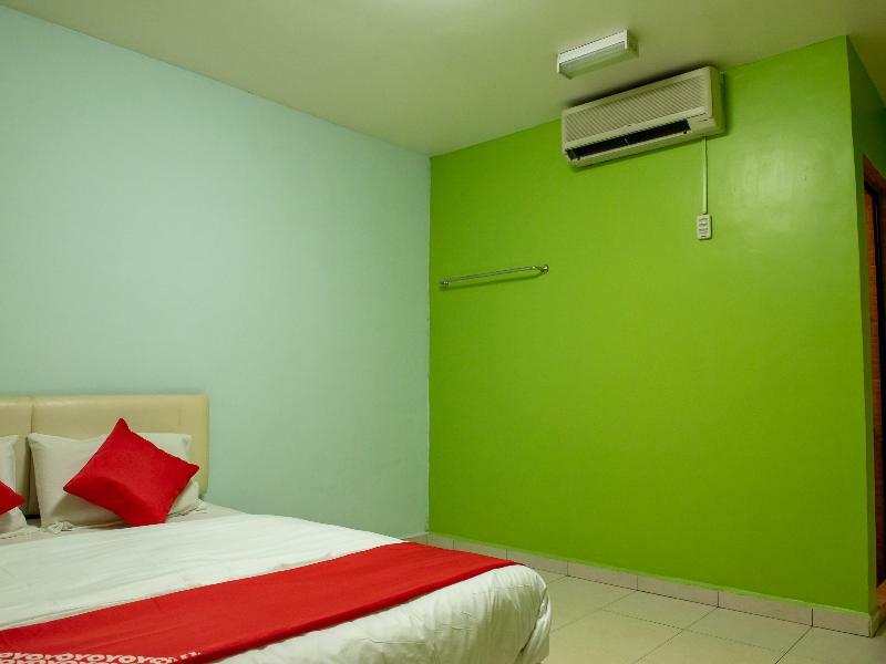 Oyo 434 Marbella Hotel Johor Bahru Exterior photo