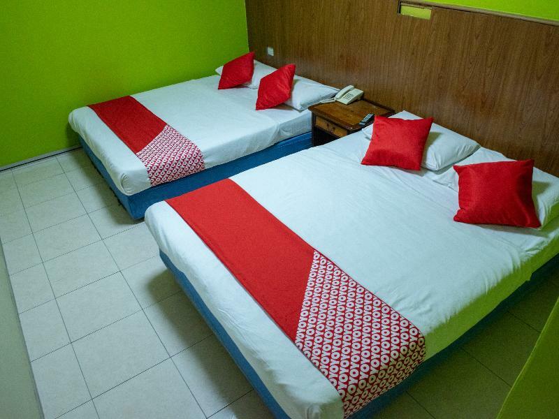 Oyo 434 Marbella Hotel Johor Bahru Exterior photo