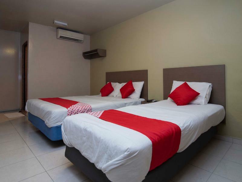 Oyo 434 Marbella Hotel Johor Bahru Exterior photo